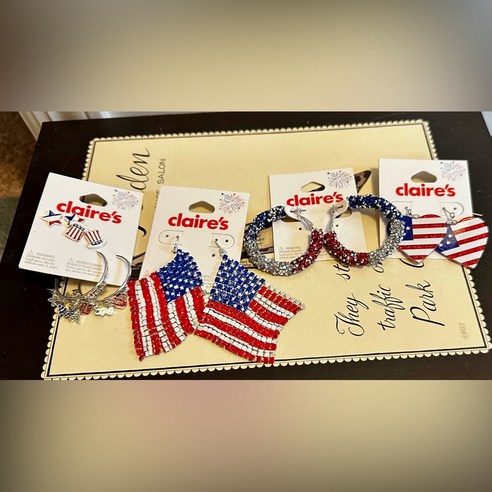 Claire’s  American Flag Earring 4 Sets 4th of July